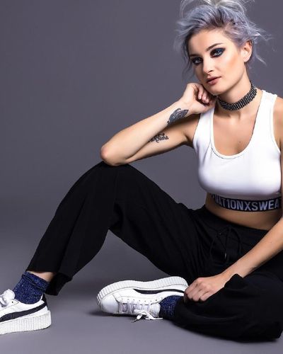Güliz Ayla seksi ifşa fotoğrafı 50