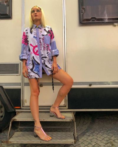 Güliz Ayla seksi ifşa fotoğrafı 81