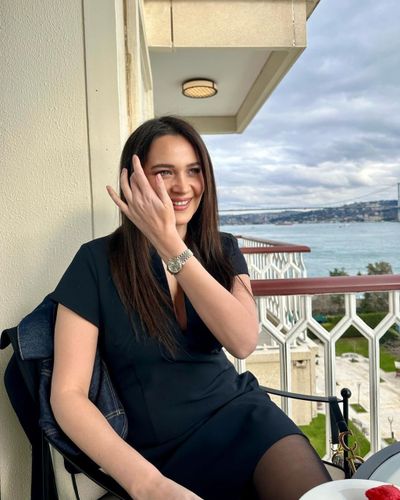 Gülsim Ali İlhan seksi ifşa fotoğrafı 111
