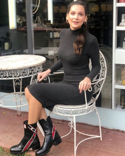 Gülsim Ali İlhan seksi ifşa fotoğrafı 33387