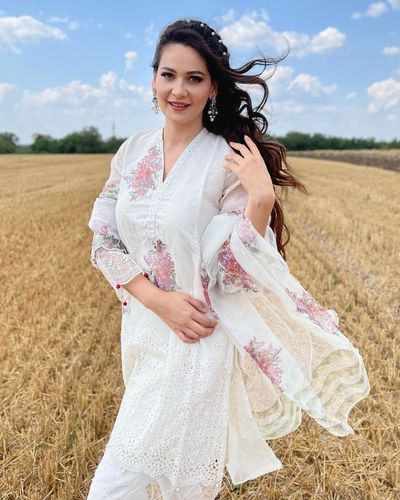 Gülsim Ali İlhan seksi ifşa fotoğrafı 574