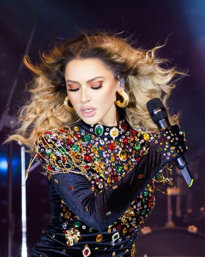 Hadise seksi ifşa fotoğrafı 83222