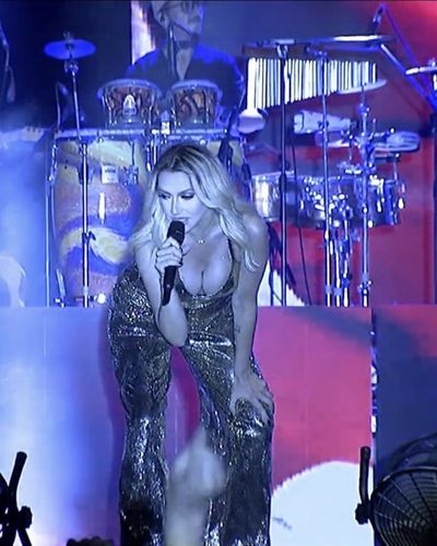 Hadise seksi ifşa fotoğrafı 83005