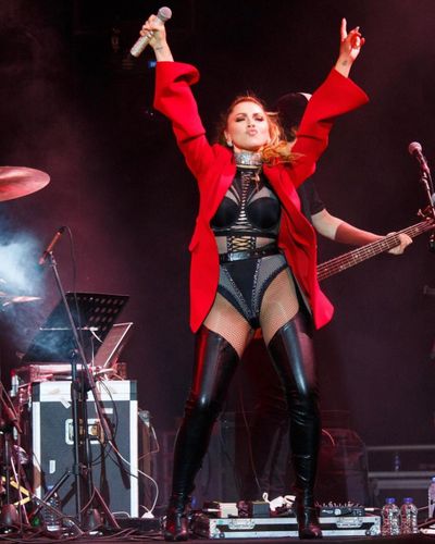 Hadise seksi ifşa fotoğrafı 82934