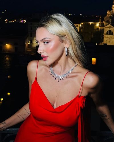 Hadise seksi ifşa fotoğrafı 1644