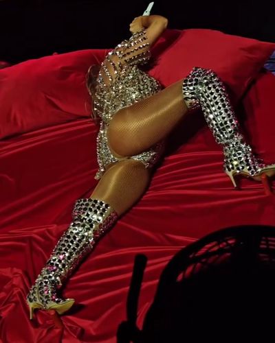 Hadise seksi ifşa fotoğrafı 1794