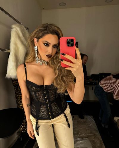 Hadise seksi ifşa fotoğrafı 84058