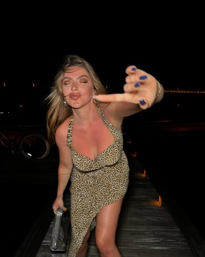 Hadise seksi ifşa fotoğrafı 84021