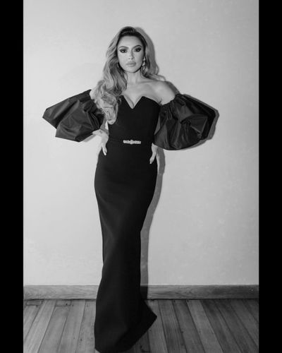 Hadise seksi ifşa fotoğrafı 84000