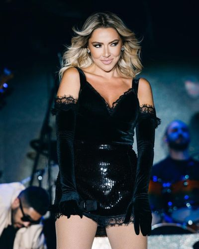 Hadise seksi ifşa fotoğrafı 83873