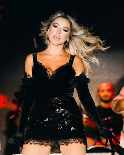 Hadise seksi ifşa fotoğrafı 83847