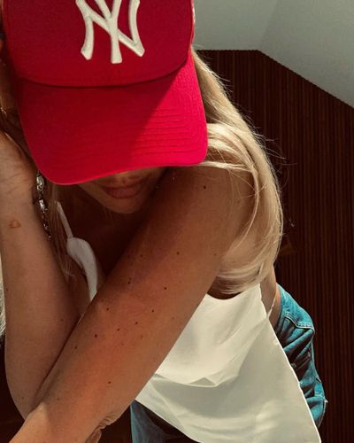 Hadise seksi ifşa fotoğrafı 83764