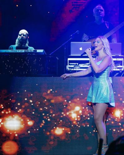 Hadise seksi ifşa fotoğrafı 83738