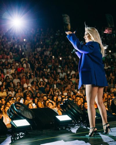 Hadise seksi ifşa fotoğrafı 83718
