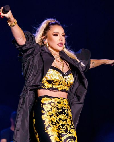 Hadise seksi ifşa fotoğrafı 83467
