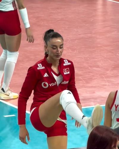 Hande Baladın seksi ifşa fotoğrafı 135