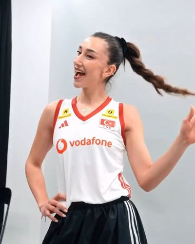 Hande Baladın seksi ifşa fotoğrafı 186