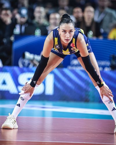 Hande Baladın seksi ifşa fotoğrafı 18