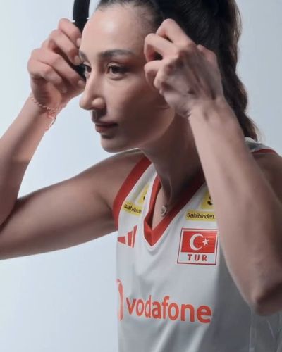 Hande Baladın seksi ifşa fotoğrafı 190