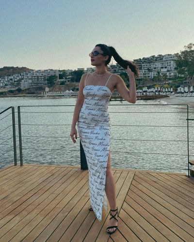 Hande Doğandemir seksi ifşa fotoğrafı 109