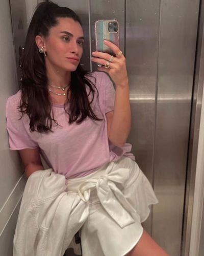 Hande Doğandemir seksi ifşa fotoğrafı 110