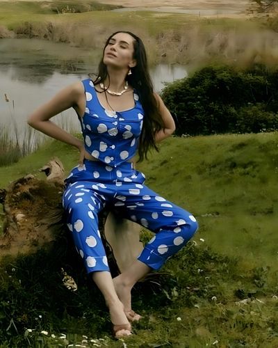 Hande Doğandemir seksi ifşa fotoğrafı 125