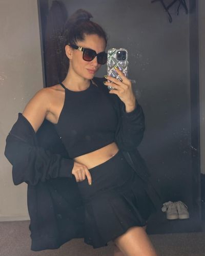 Hande Doğandemir seksi ifşa fotoğrafı 127
