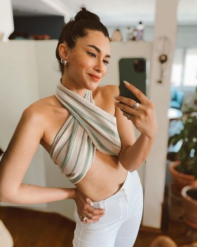 Hande Doğandemir seksi ifşa fotoğrafı 145