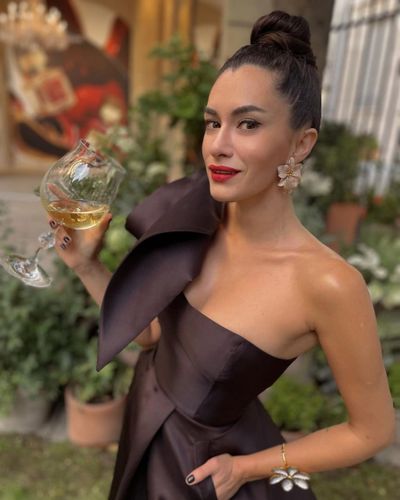Hande Doğandemir seksi ifşa fotoğrafı 158
