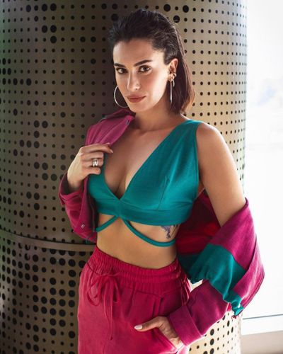 Hande Doğandemir seksi ifşa fotoğrafı 162