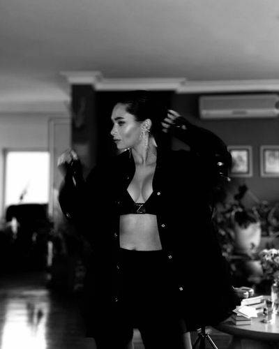 Hande Doğandemir seksi ifşa fotoğrafı 17