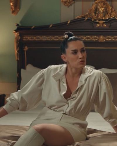 Hande Doğandemir seksi ifşa fotoğrafı 184