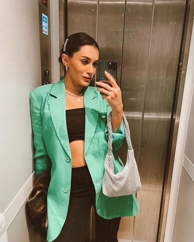 Hande Doğandemir seksi ifşa fotoğrafı 188