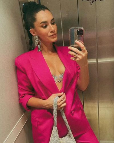 Hande Doğandemir seksi ifşa fotoğrafı 18