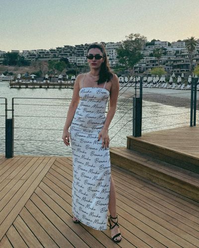 Hande Doğandemir seksi ifşa fotoğrafı 211