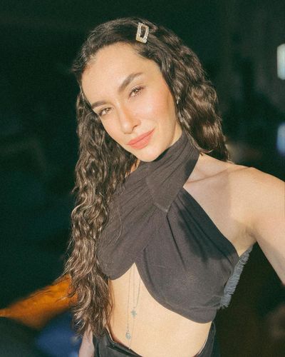 Hande Doğandemir seksi ifşa fotoğrafı 212