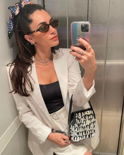 Hande Doğandemir seksi ifşa fotoğrafı 26
