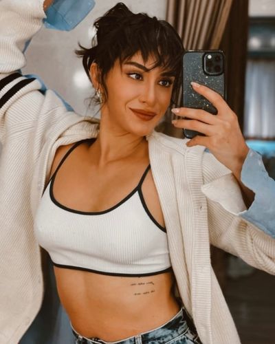 Hande Doğandemir seksi ifşa fotoğrafı 34791