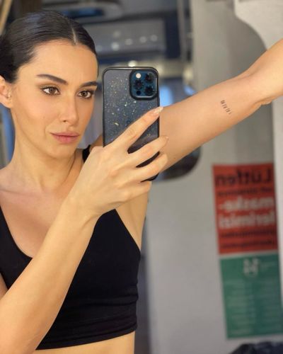 Hande Doğandemir seksi ifşa fotoğrafı 34706
