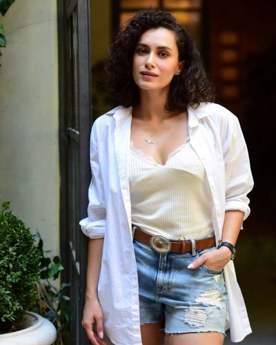 Hande Doğandemir seksi ifşa fotoğrafı 34696