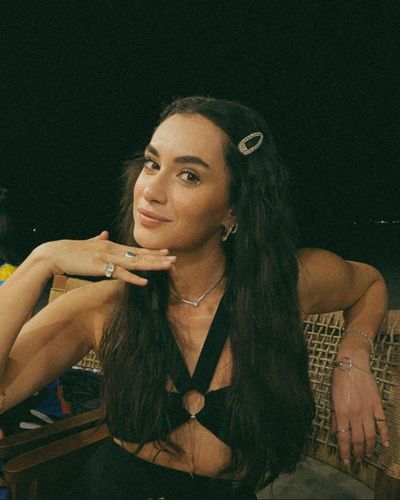 Hande Doğandemir seksi ifşa fotoğrafı 30