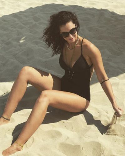 Hande Doğandemir seksi ifşa fotoğrafı 34667