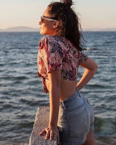 Hande Doğandemir seksi ifşa fotoğrafı 34557