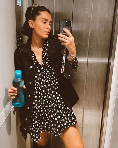 Hande Doğandemir seksi ifşa fotoğrafı 34531