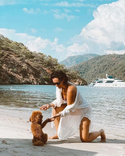 Hande Doğandemir seksi ifşa fotoğrafı 34500