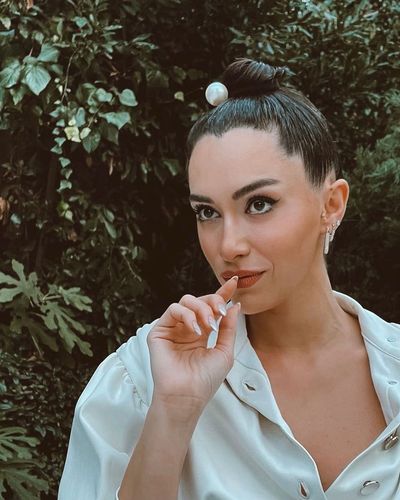 Hande Doğandemir seksi ifşa fotoğrafı 34496