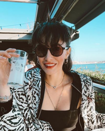 Hande Doğandemir seksi ifşa fotoğrafı 34444