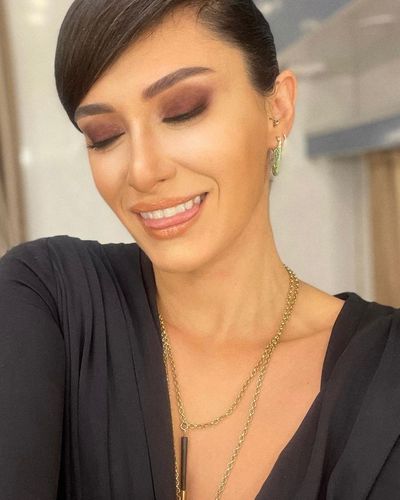 Hande Doğandemir seksi ifşa fotoğrafı 34257
