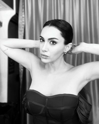 Hande Doğandemir seksi ifşa fotoğrafı 34212
