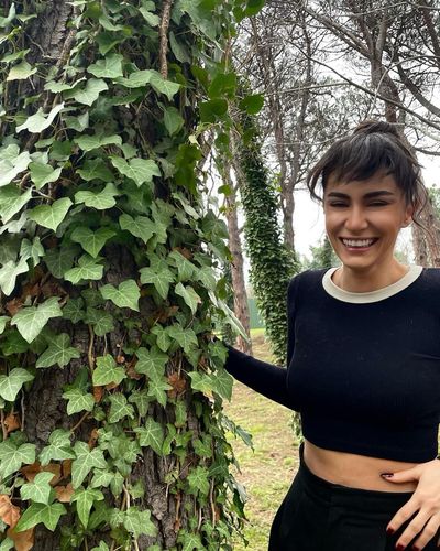 Hande Doğandemir seksi ifşa fotoğrafı 34200